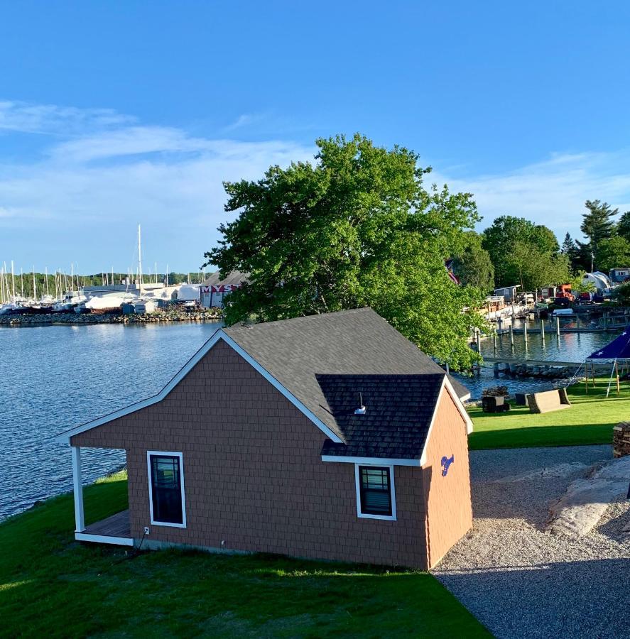 Harbor View Landing Hotel Mystic Exterior photo